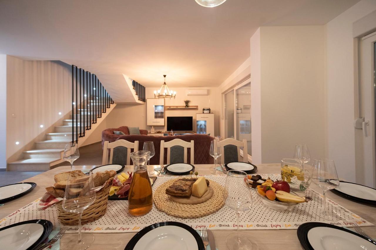 Villa Fidelissima คาชเตลา ภายนอก รูปภาพ